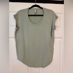 Athleta Cloudlight Stratus Tee in Opal Green